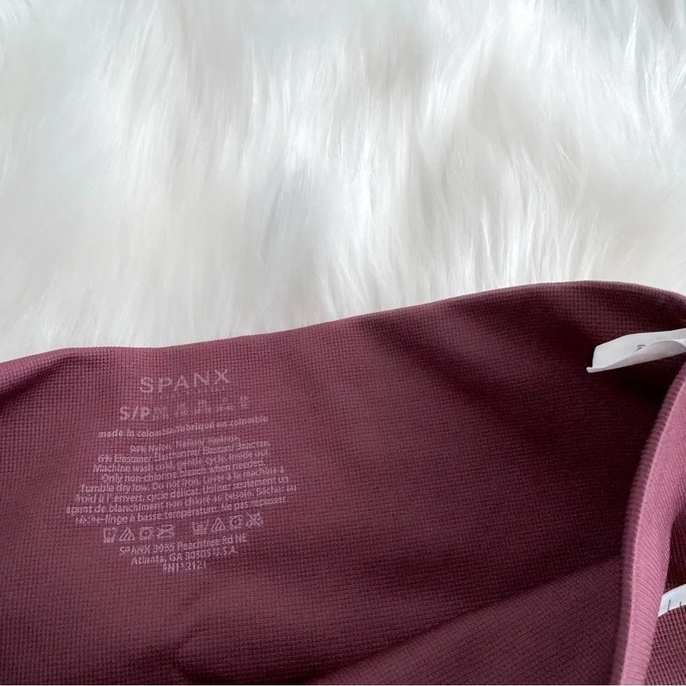 Spanx Look At Me Seamless Moto Leggings Wine Burgundy Red